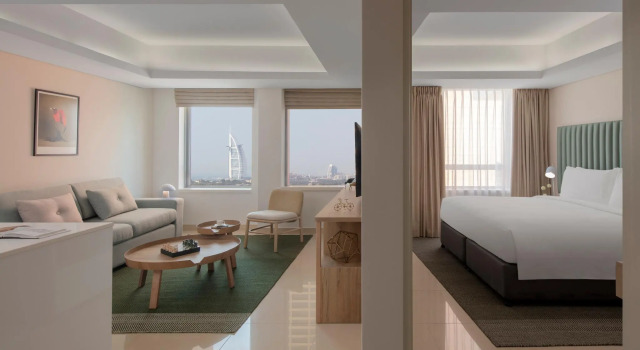 Двухместный люкс Business c 1 комнатой Staybridge Suites Dubai Internet City by IHG