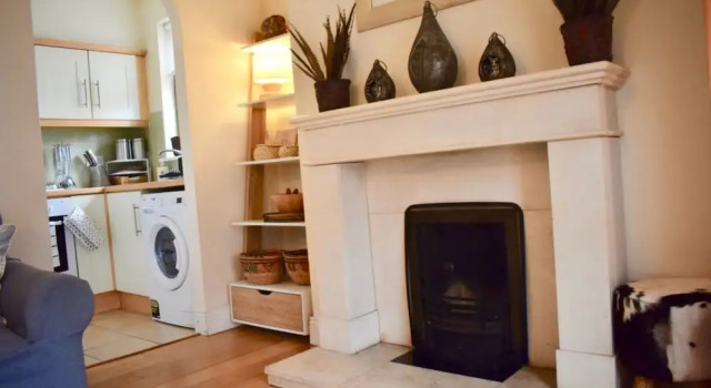 Beautifully Decorated Home in Dublin, Забронировать Отель Отели Дублина с парковкой, рядом с The City Hall, Парковка