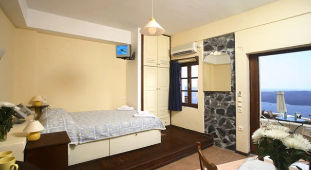 Panorama studio & suites, Забронировать Отель Тира Santorini Caldera, рядом с Музей досторического города Тира