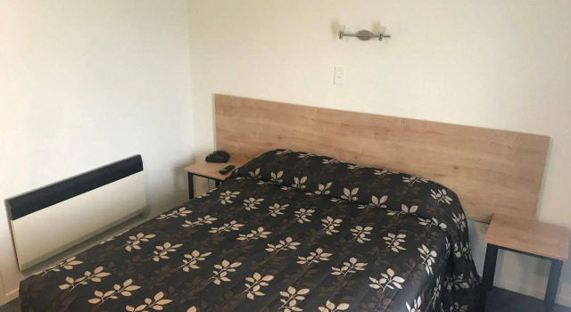 Fenton Court Motel