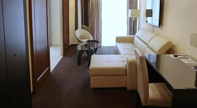 Люкс с балконом Hotel Brill Orosháza