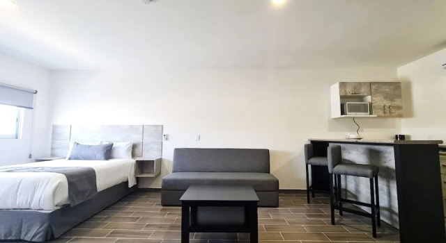 Sr Suites