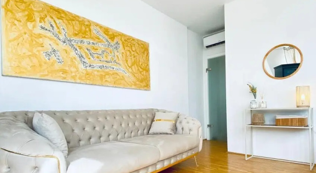 Апартаменты Comfy 3BR Apt With Living Room Balcony