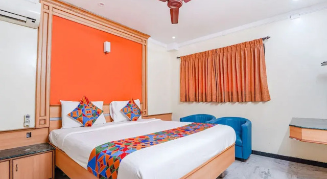 FabHotel ESS Paradise, Забронировать Отель Отели штата Тамилнада с завтраком, Завтраки