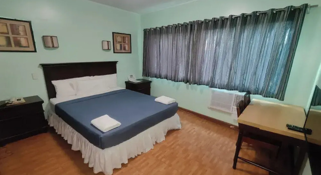 Двухместный номер Deluxe Oftana Suites Cebu near Oakridge