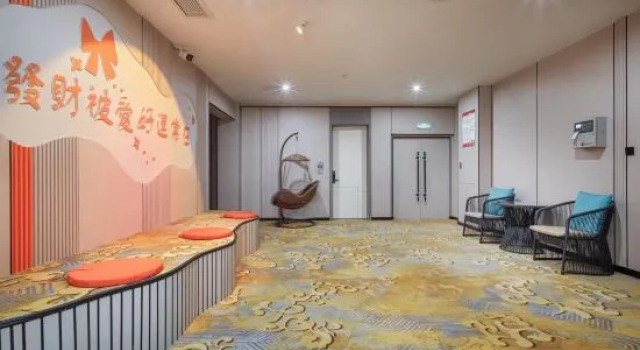 Yujing Fortune Theme Hotel (Bus Station), Varaa Hotelli Hotellit Sichuan pysäköinnillä, Pysäköinti