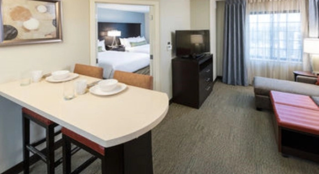 Staybridge Suites Omaha West, Book Hotel 3-stjernede hoteller i Nebraska, 3*