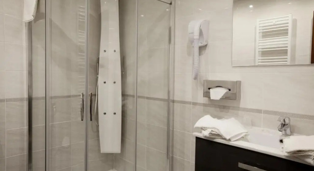 Двухместный номер Superior Brit Hotel de Grignan Vichy