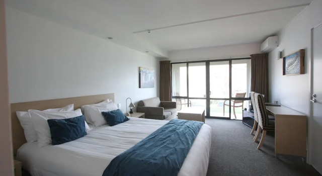 Студия The Moorings Motel and Apartments
