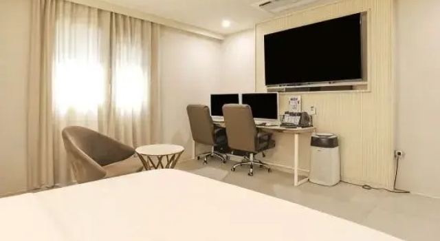 Номер Premium Munhyeon Signature Denbasta Hotel