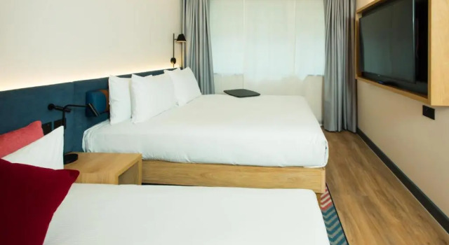 Двухместный номер With Sofa Hampton by Hilton London Park Royal