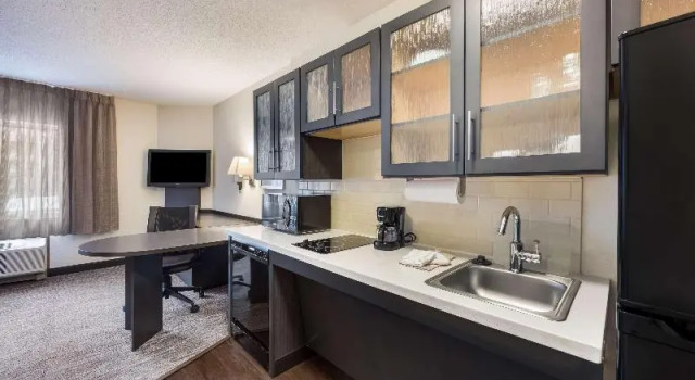Двухместный Люкс-студио Sonesta Simply Suites Arlington Entertainment District