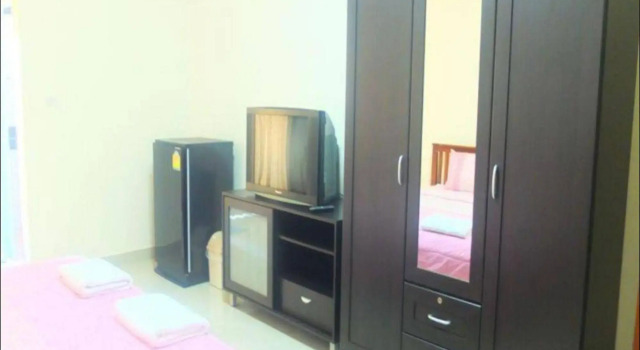 LK Pavilion Executive Serviced Apartment, Забронировать Апартаменты/квартира Отели Центральной Паттайя с парковкой, рядом с Музей Рипли, Парковка
