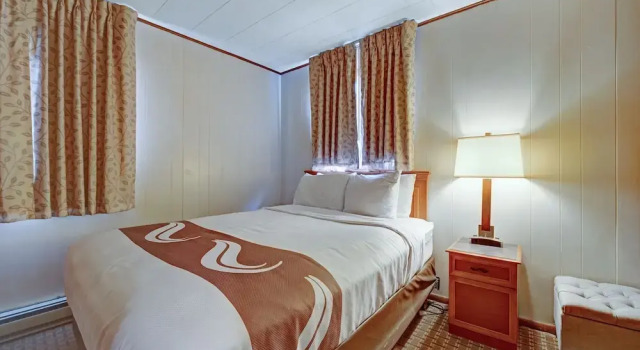 Одноместный номер Standard Four Seasons Lodge