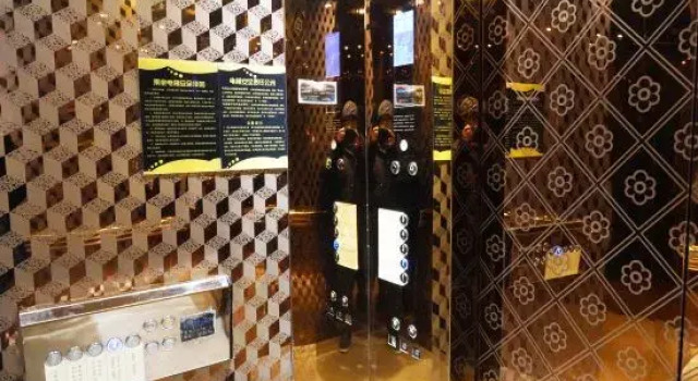 Harbin Airport Taiping Lake Hot Spring Hotel, Varaa Hotelli Harbin Heilongjiang