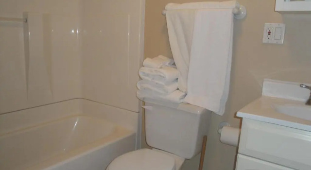 Апартаменты Sifting Sands Motel
