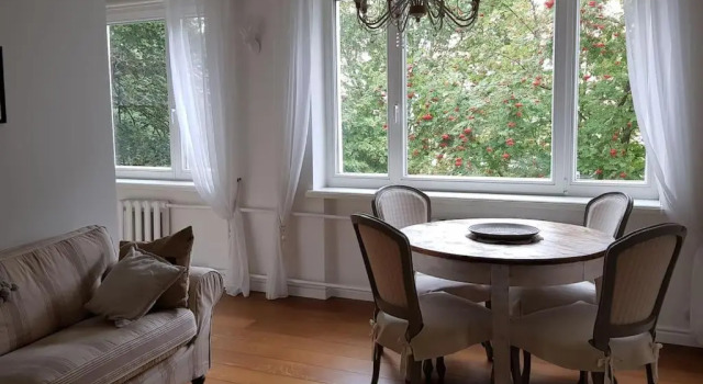 Апартаменты Cosy & Bright Home 4 min walk to Old Town
