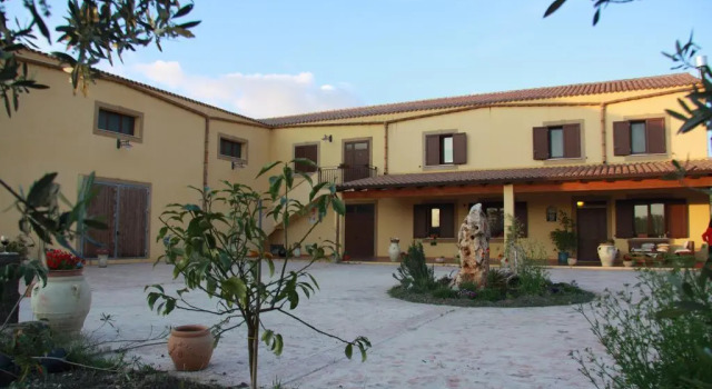 Antico Frantoio Rooms, Book Bed and Breakfast Hotels in Sicily with a Pool, Swimming Pool