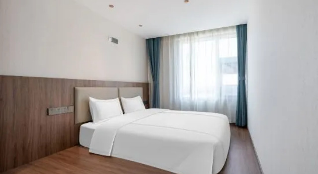 Люкс Deluxe INZONE GARLAND SELECTION Hotel (Linyi Yishuitaishan Road Branch)