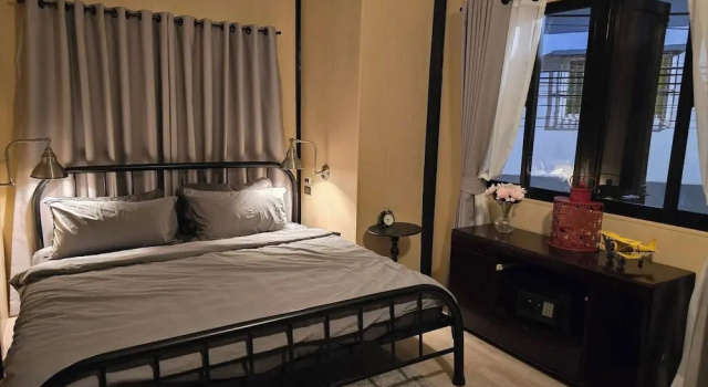 Homey Home UP Themed Near MRT Samyot, Забронировать Дом для отпуска Бангкок провинция Бангкок, рядом с Улица Яоварат-роуд