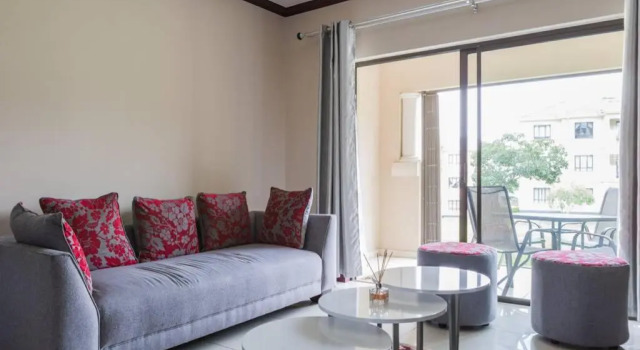 Alimama Spaces: Manson's Rosa Royale, Boek Hotel Midrand 