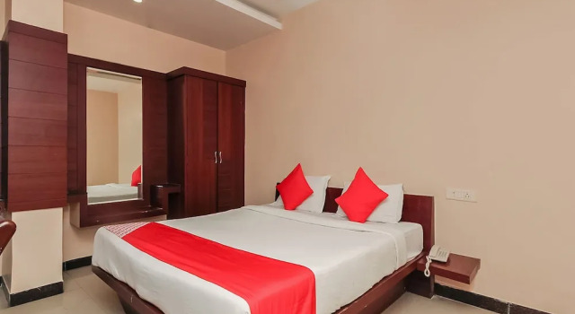 Номер Standard OYO 740 Hotel Suravi