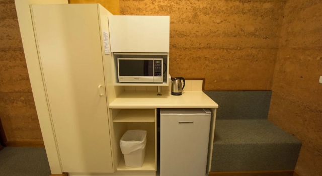 Mud Hut Motel, Prenota Motel Coober Pedy Australia del Sud