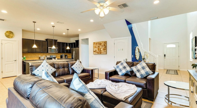 Disney Oasis: 5BR Windsor Home w/ Private Pool, Book Feriehus Villaer i Florida, Villa