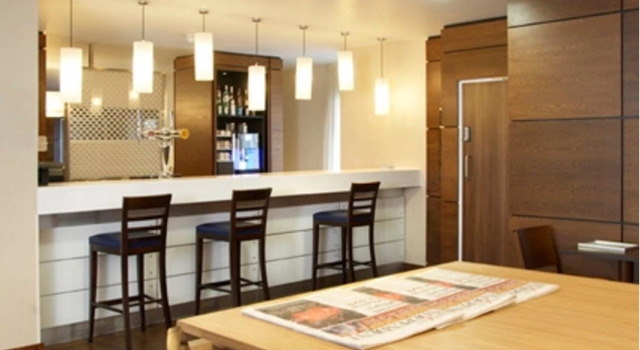 Кровать в общем номере Hampton By Hilton Aberdeen Airport