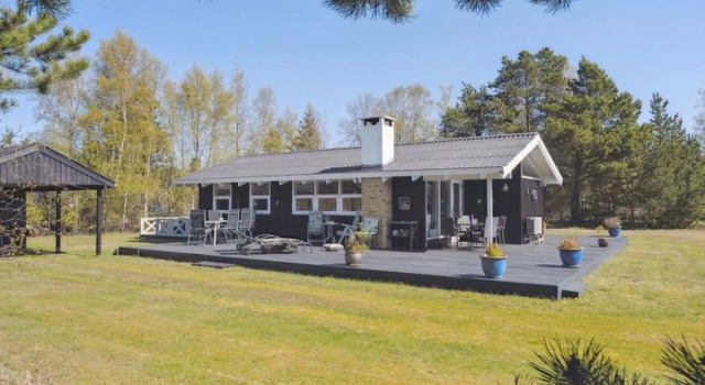 "Alvine" - 475m from the sea in NE Jutland