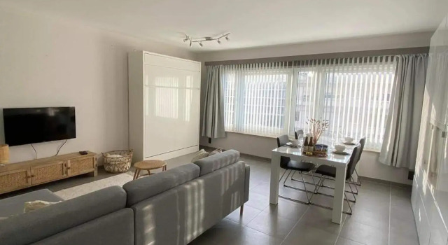 Studio LIV, Prenota Hotel Hotel a Flanders con parcheggio, Parcheggio
