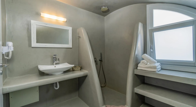 Люкс Superior Central Fira Suites