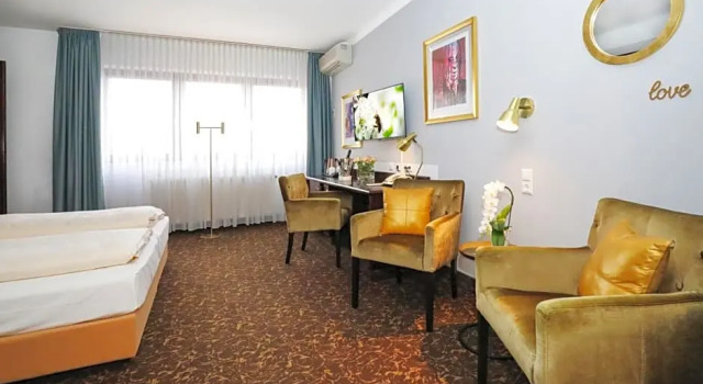 Двухместный номер Standard с балконом City-Hotel Aschaffenburg