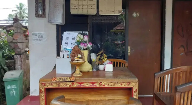 Super OYO Capital O  Pondok Ayu Homestay, Забронировать Отель Убуд Гианьяр