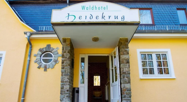 Heidekrug GmbH & Co. KG, Book Hotel Oberursel Taunus