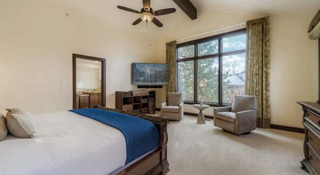 2744 The Cove! Modern Luxury Townhome With Hot Tub, Pool, And Shuttle To The Slopes! 4 Bedroom Home, Varaa Lomakoti Park City 
