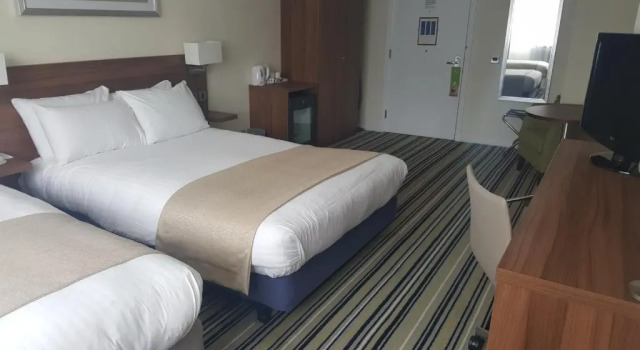 Трёхместный номер Standard Holiday Inn Derby/Nottingham by IHG
