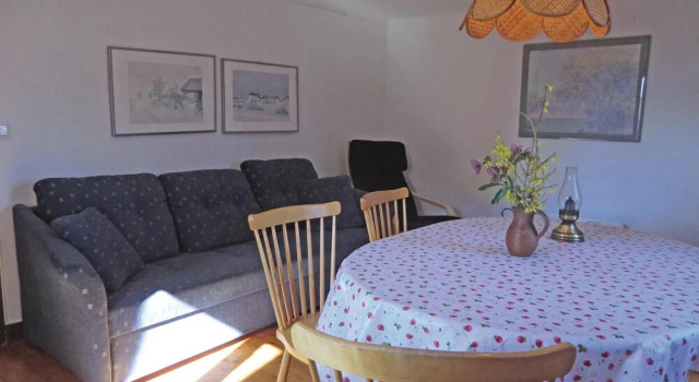 Awesome Home in Löttorp With 3 Bedrooms and Wifi, Boek Hotel Löttorp 