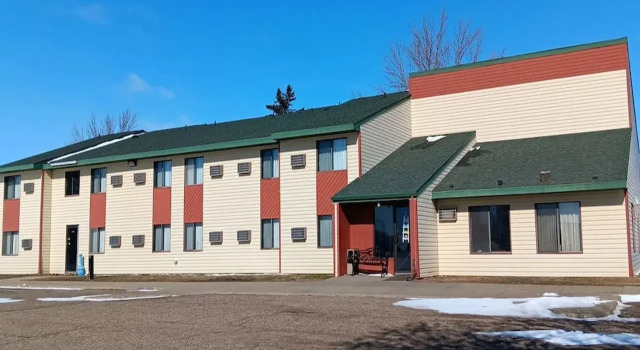 Scotwood Motel By OYO Washburn Nd, Забронировать Мотель Вашбурн штат Северная Дакота