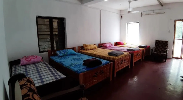 Mamdali Hostel
