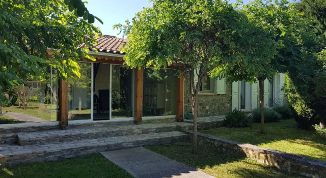 Вилла Villa La Milouyette