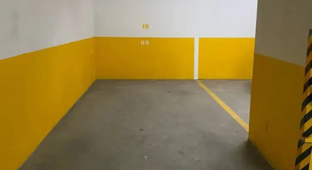 Апартаменты Spacious Lisbon Haven w Lift Garage
