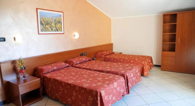Трёхместный номер Standard Hotel Stazione