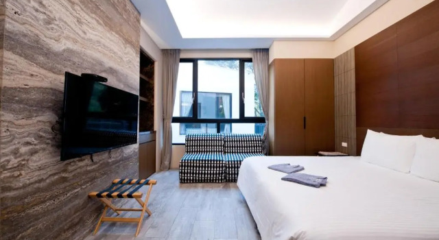 Hu Shan Hot Spring Hotel