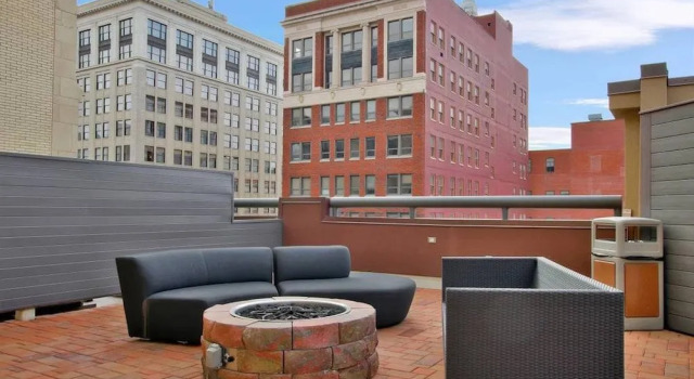 The Old Town Luxury Lofts, Buchen Sie Hotel Business-Hotels in Wichita, 4* 5*