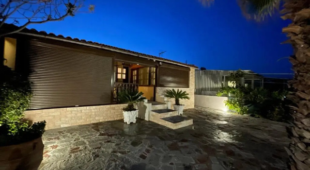 Коттедж Holiday Home Sea Front