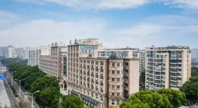 HanTing Hotel (Ningbo International Convention Center Jiangnan Road)
