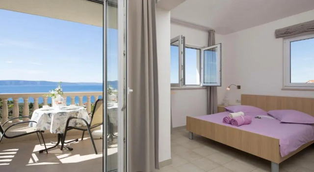 Студия с видом на бассейн Apartmani Villa Athina