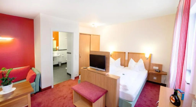 Полулюкс Hotel Weisses Lamm