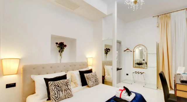 Номер Standard Queen Palace Suites
